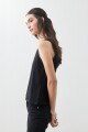 Musculosa escote a la base negro