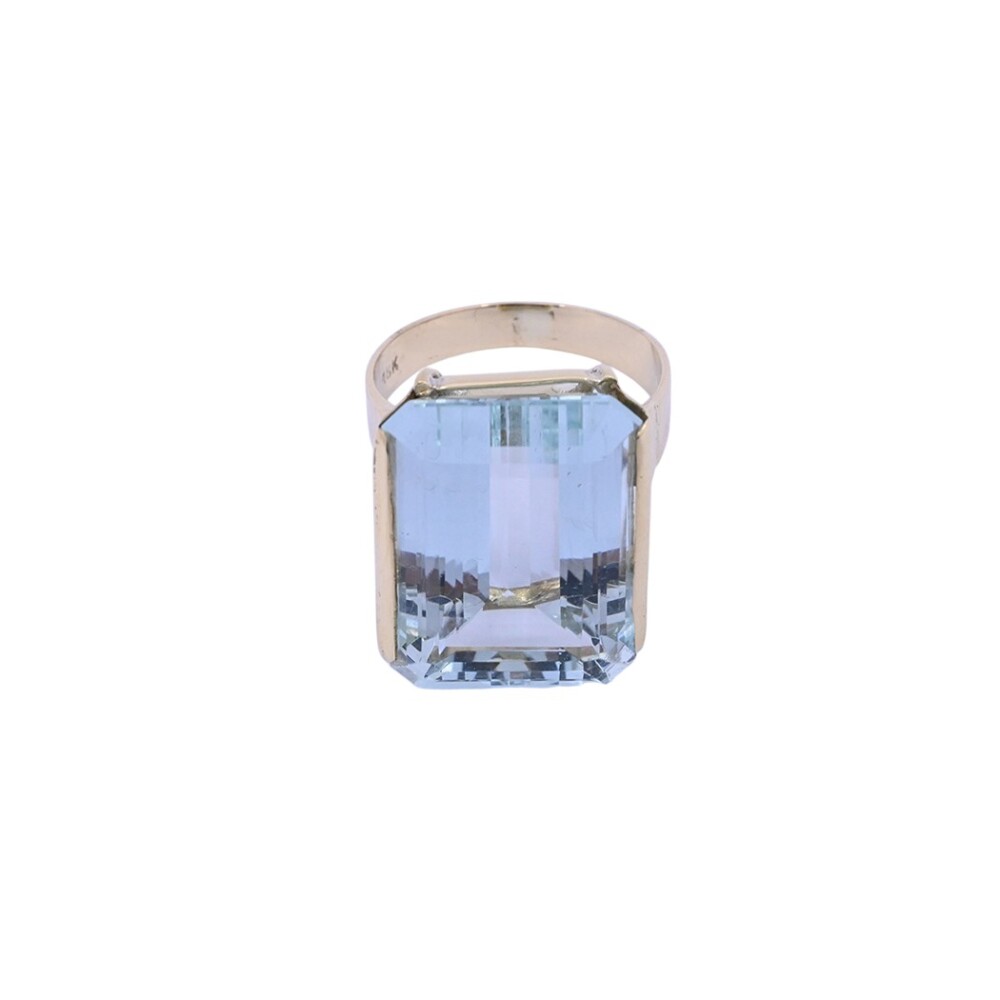 Anillo 18 k con aguamarina Anillo 18 k con aguamarina