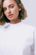 Pouli White