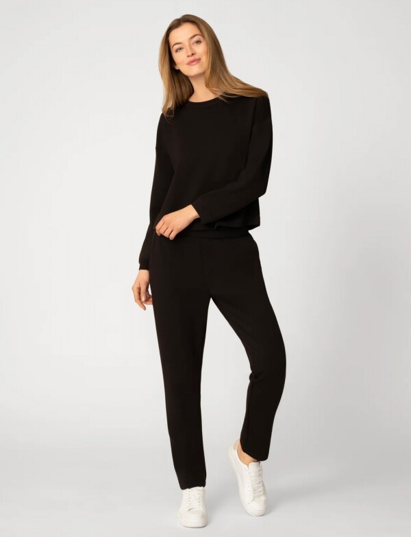 Buzo Detalle Crochet NEGRO