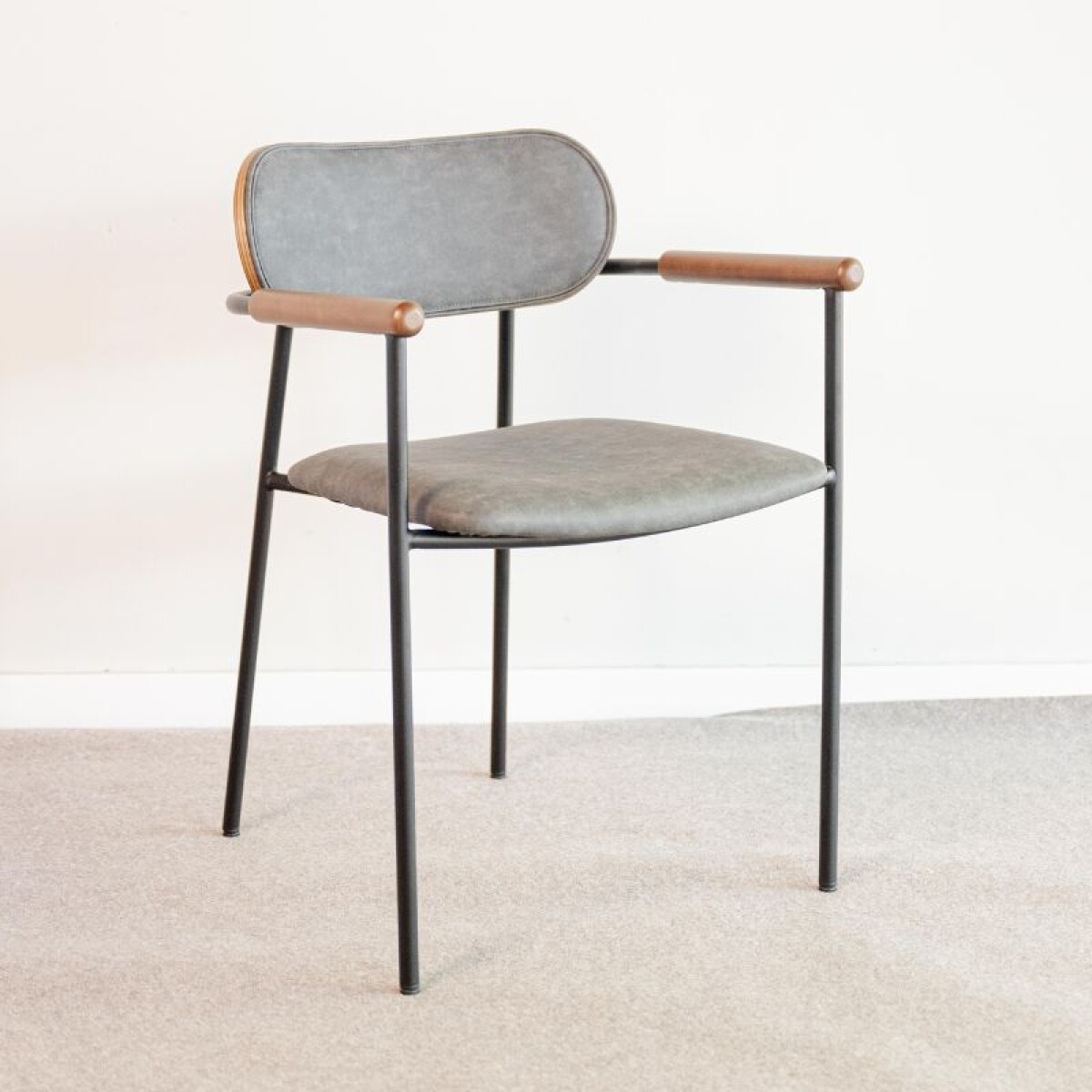 Silla Francesca / Gris oscuro 