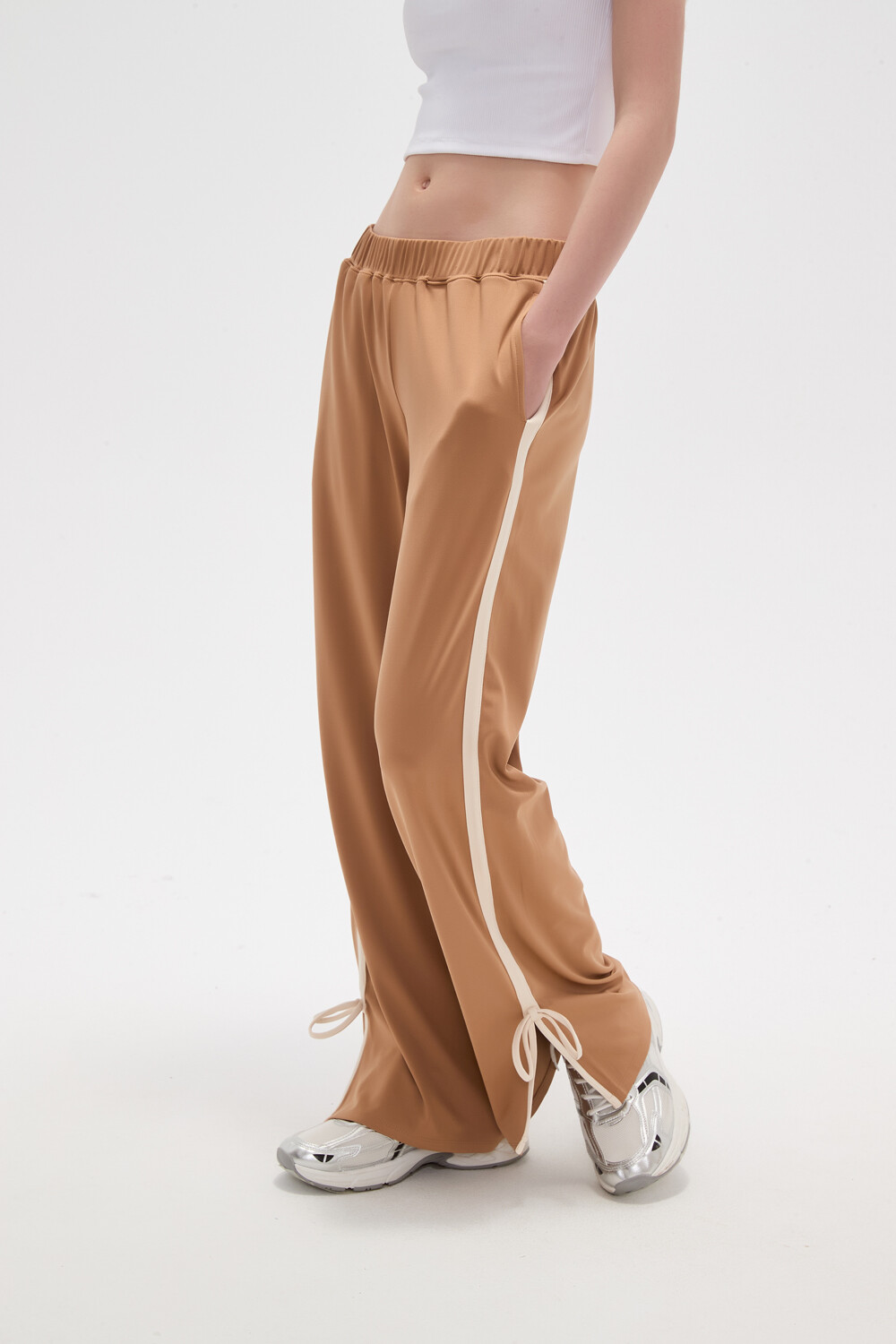 Pantalon Deportivo Veda Beige Oscuro