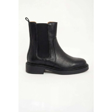 Bota Cuero Negro