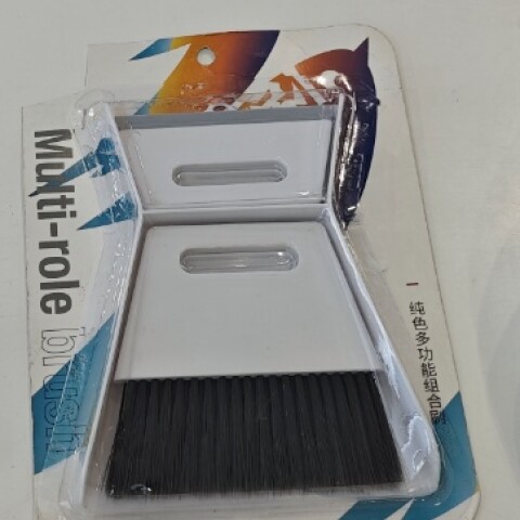 CEPILLO MULTIFUNCIONAL PARA ENCIMERAS CON ESCOBILLA DE GOMA CEPILLO MULTIFUNCIONAL PARA ENCIMERAS CON ESCOBILLA DE GOMA
