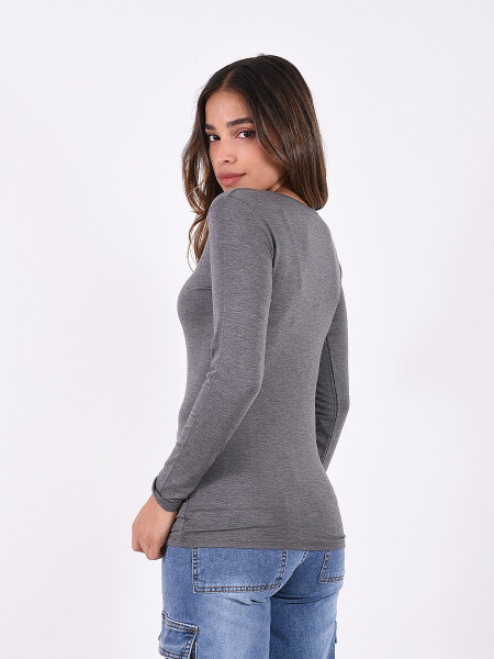 REMERA BÁSICA SOFIA GRIS OSCUROGenérico