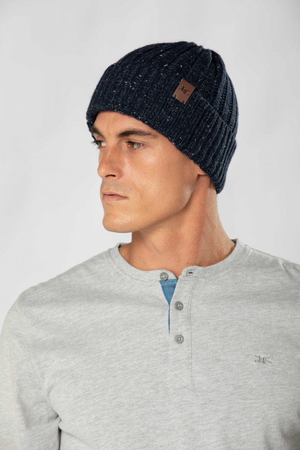 Gorro tejido con Pecas Azul