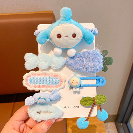 Broche Infantil Con Diseño Textil Azul