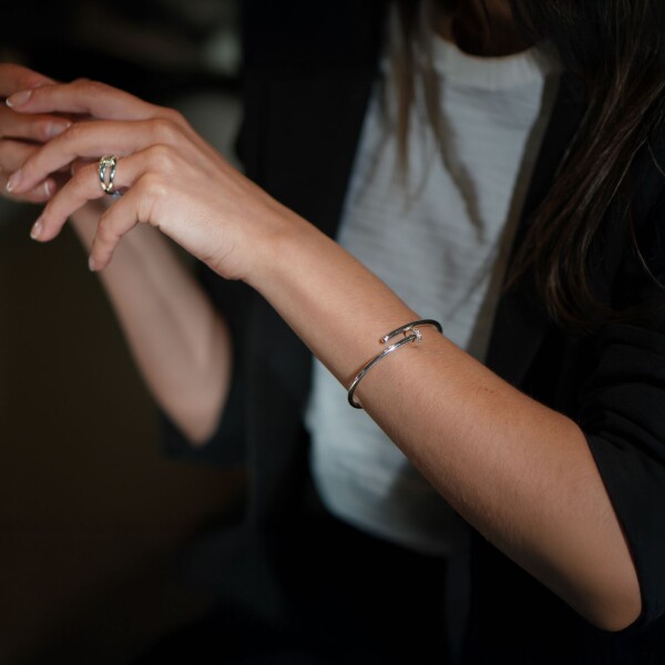 Pulsera Clava de MOON en Plata 925 con brillantes Pulsera Clava de MOON en Plata 925 con brillantes