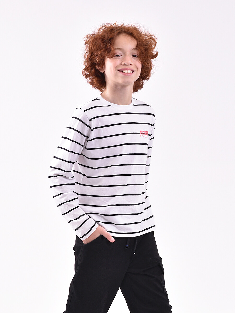 REMERA AYOZE - VARIANTE 2 