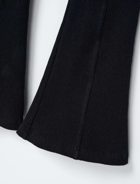 CALZA INFANTIL MODELO FLARE NEGRO