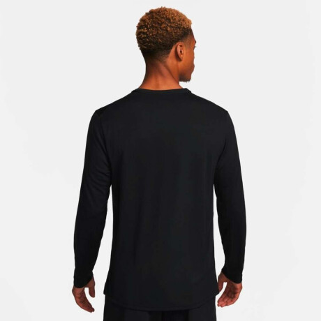 Remera Nike Miler de Hombre Negro