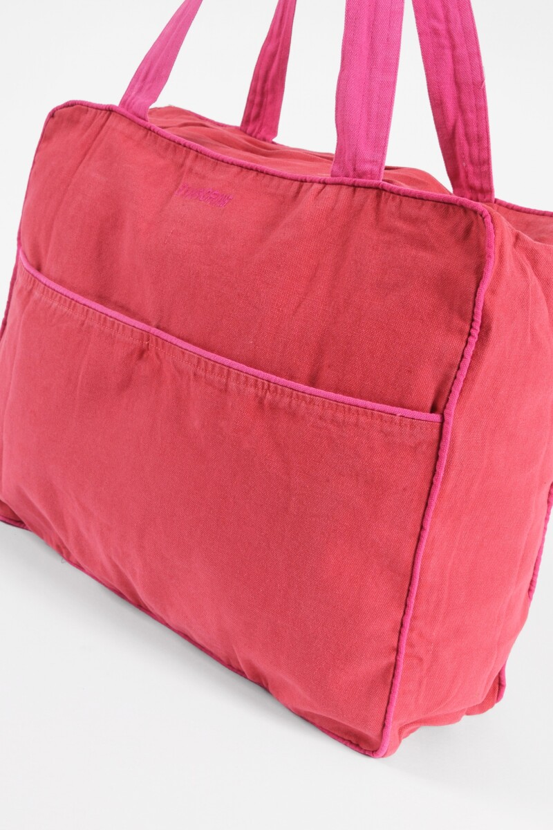 Bolso con vivos en contrastes rojo
