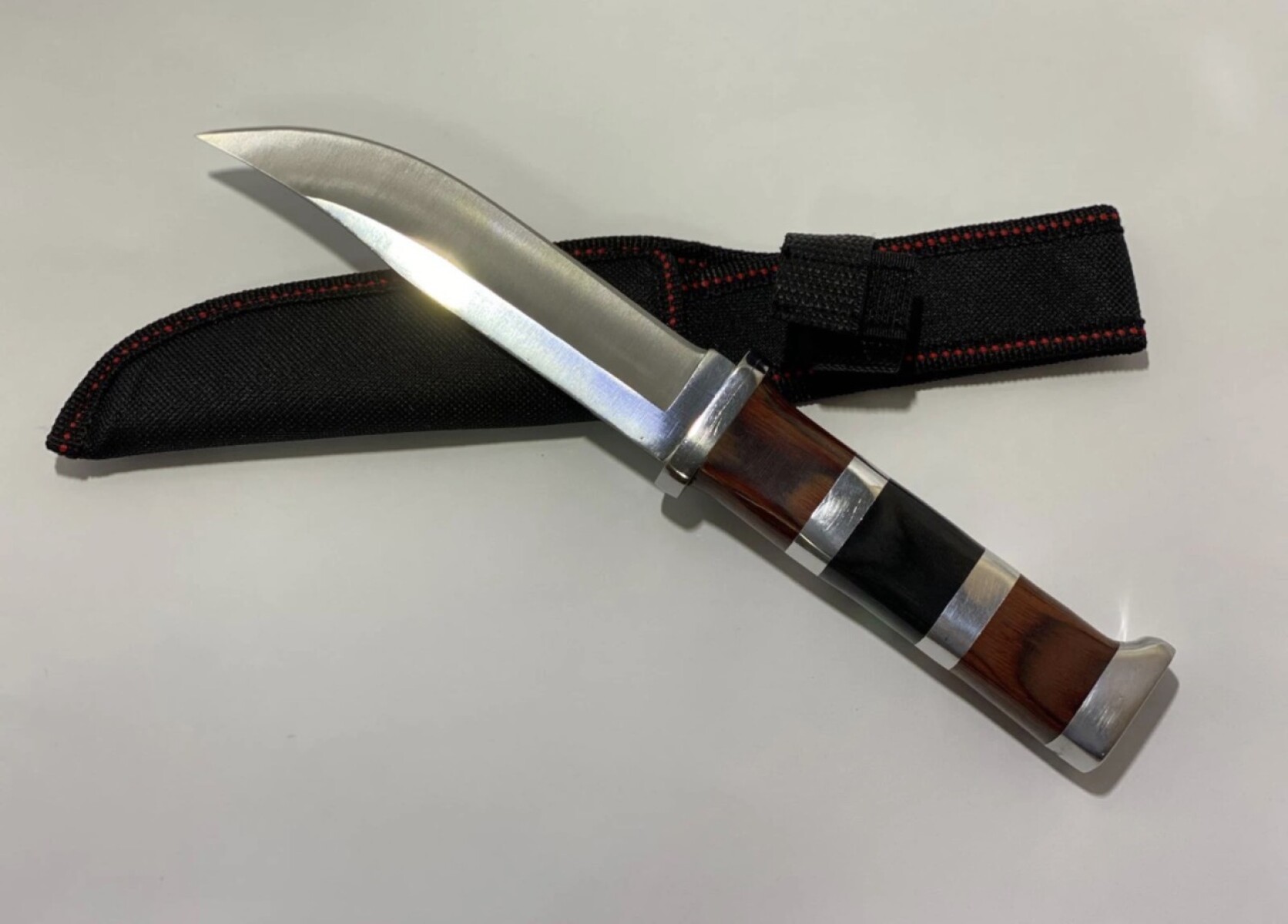 CUCHILLO SAFARI HOJA FIJA MANGO DE MADERA 27CM SF540 