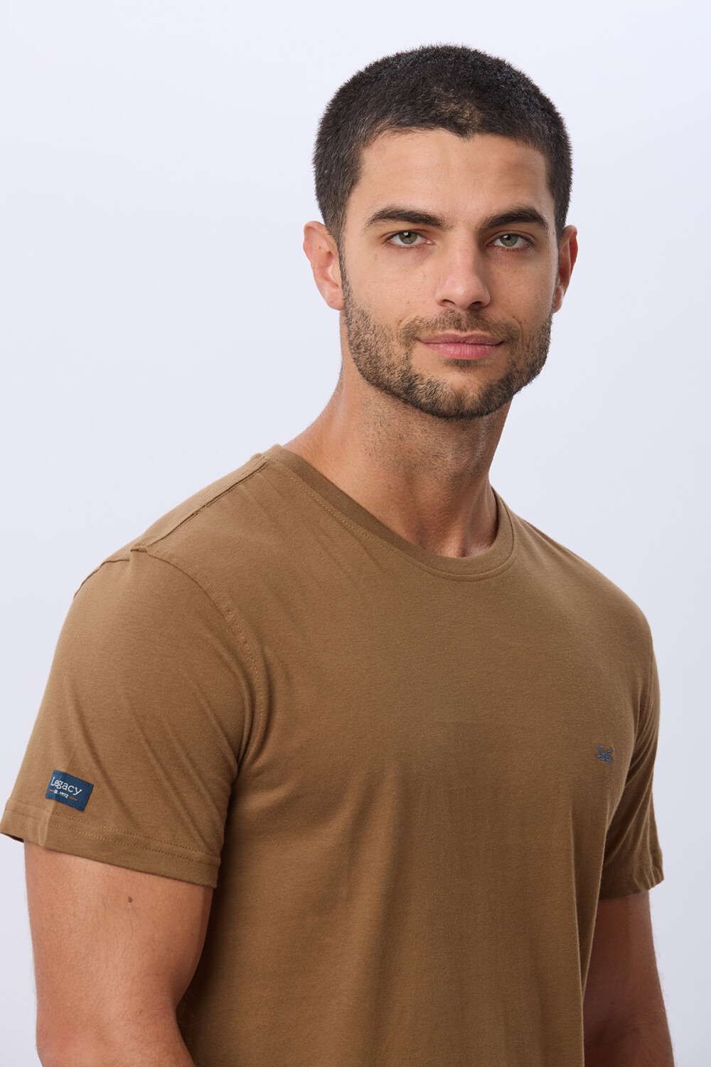 REMERA BÁSICA DE ALGODÓN Mostaza