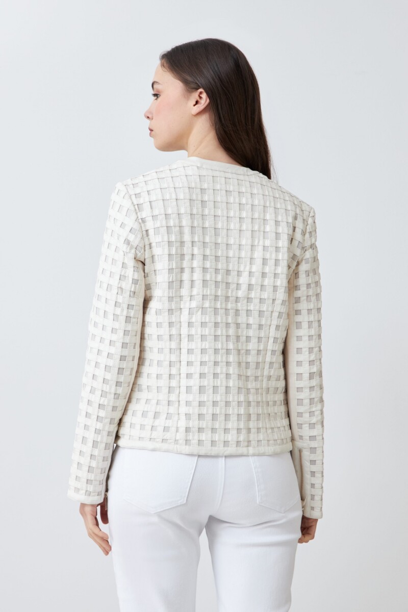 Chaqueta eco cuero con tul crudo