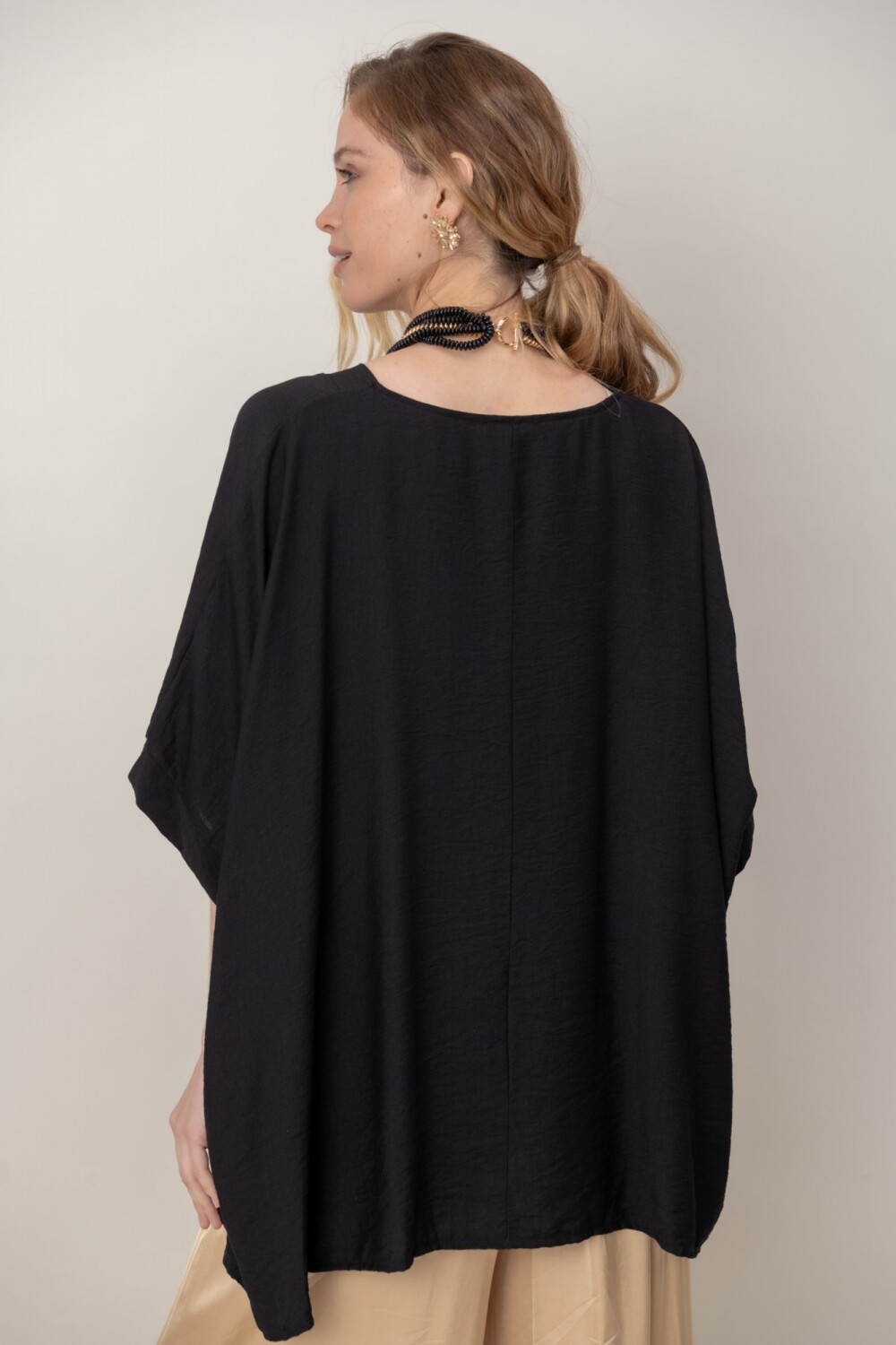 BLUSA EDEN Negro