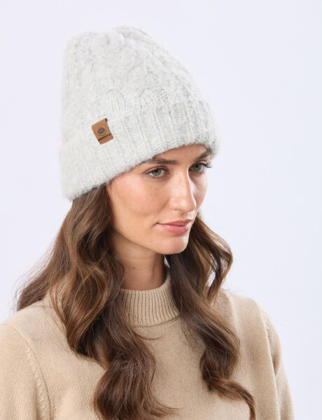 GORRO TEJIDO Gris Claro