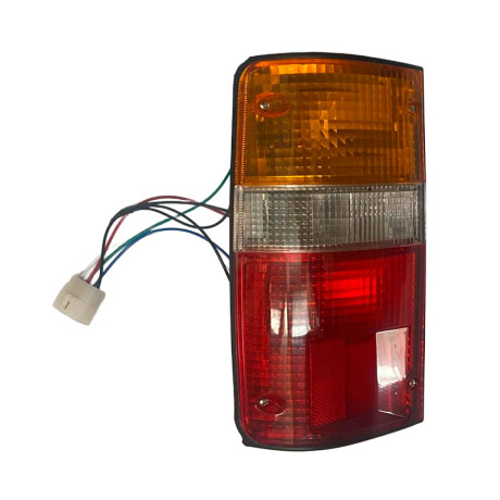 FAROL TOYOTA HILUX 90/ TRAS.IZQ.4 TORNILLOS TYC FAROL TOYOTA HILUX 90/ TRAS.IZQ.4 TORNILLOS TYC