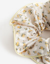 Skunzies Flores Scrunchie - Combinacion Bicolor