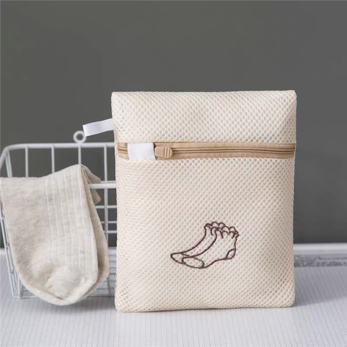 Bolsa de lavado bordada S 