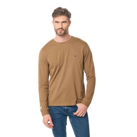 REMERA S-4XL MOSTAZA