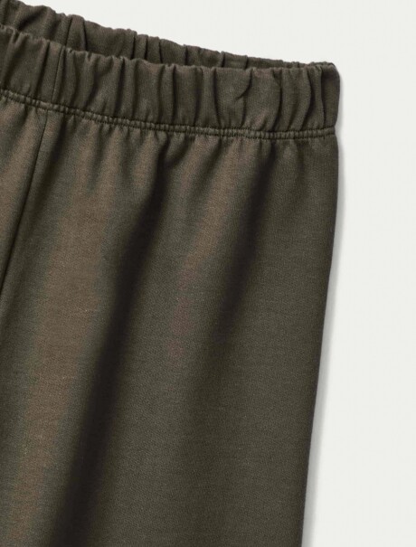 CONJUNTO INFANTIL CON ESTAMPADO MULTICOLOR