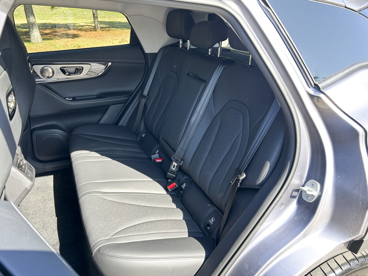 Omoda E5 Comfort 100% Eléctrica Extra Full Omoda E5 Comfort 100% Eléctrica Extra Full