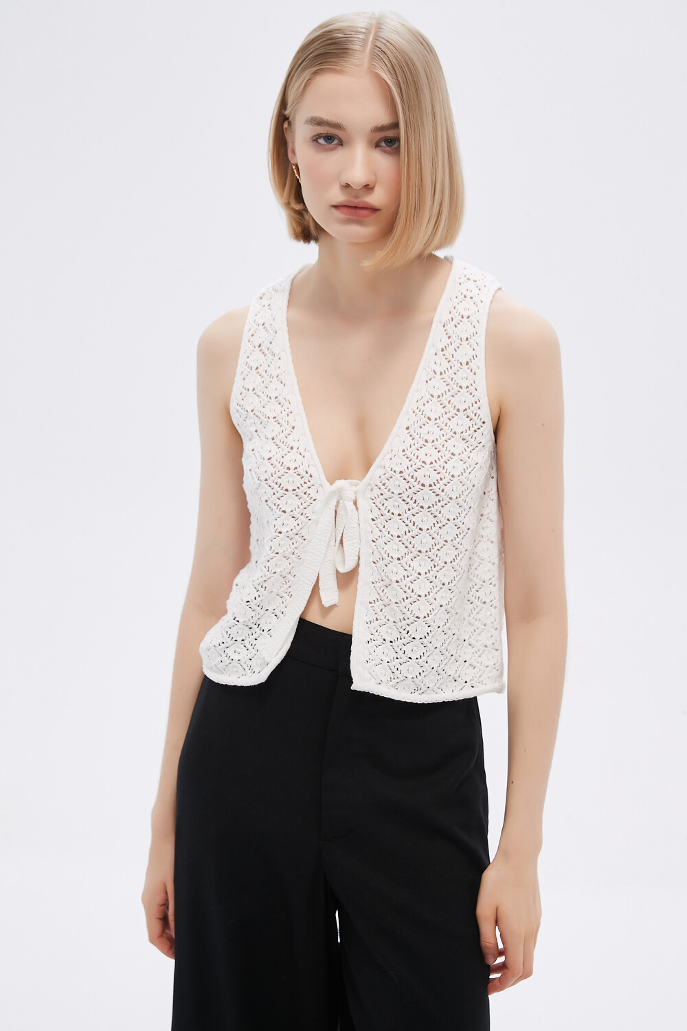 Tops Titik Marfil / Off White
