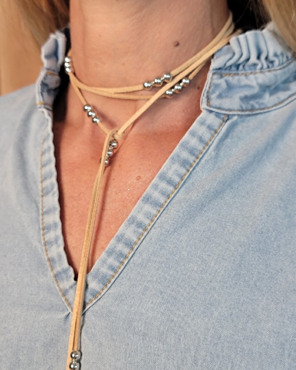 Collar Corbatín - Biege - Plata 