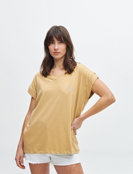 Musculosa básica Famone Dulce de leche