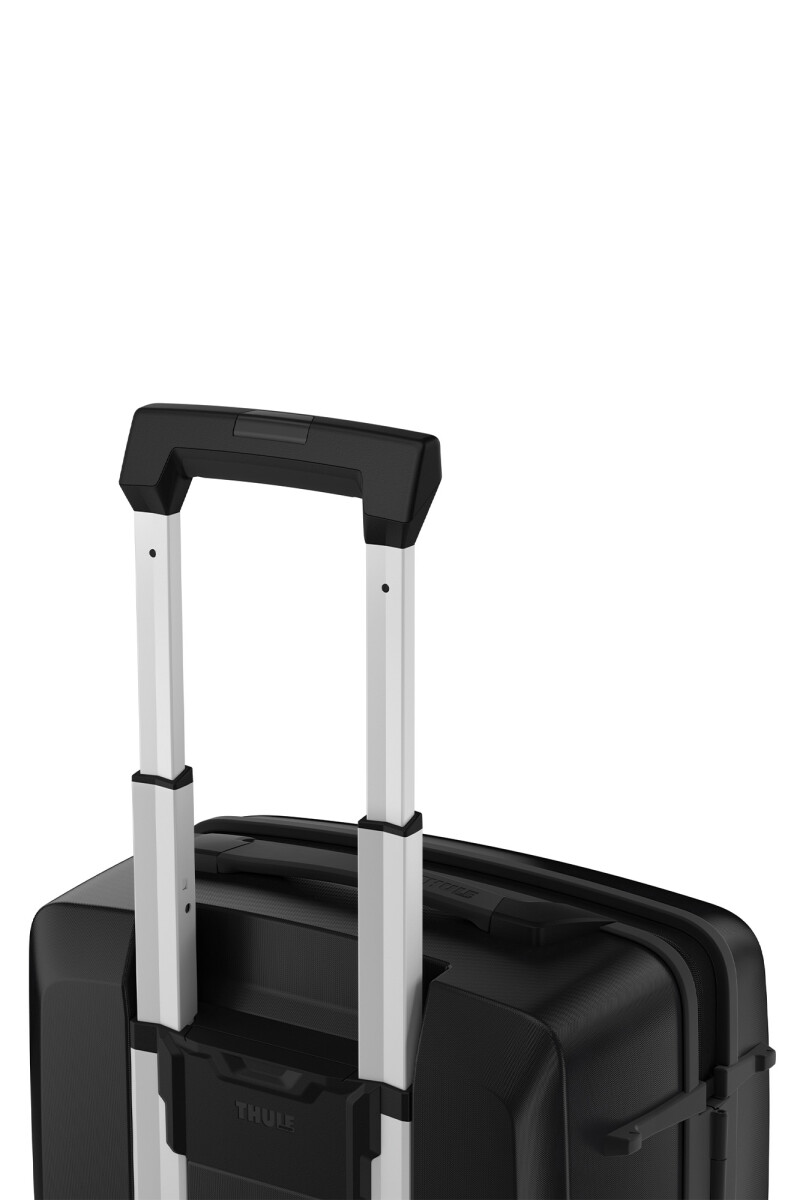 Thule Revolve Luggage 97L - Black Thule Revolve Luggage 97L - Black