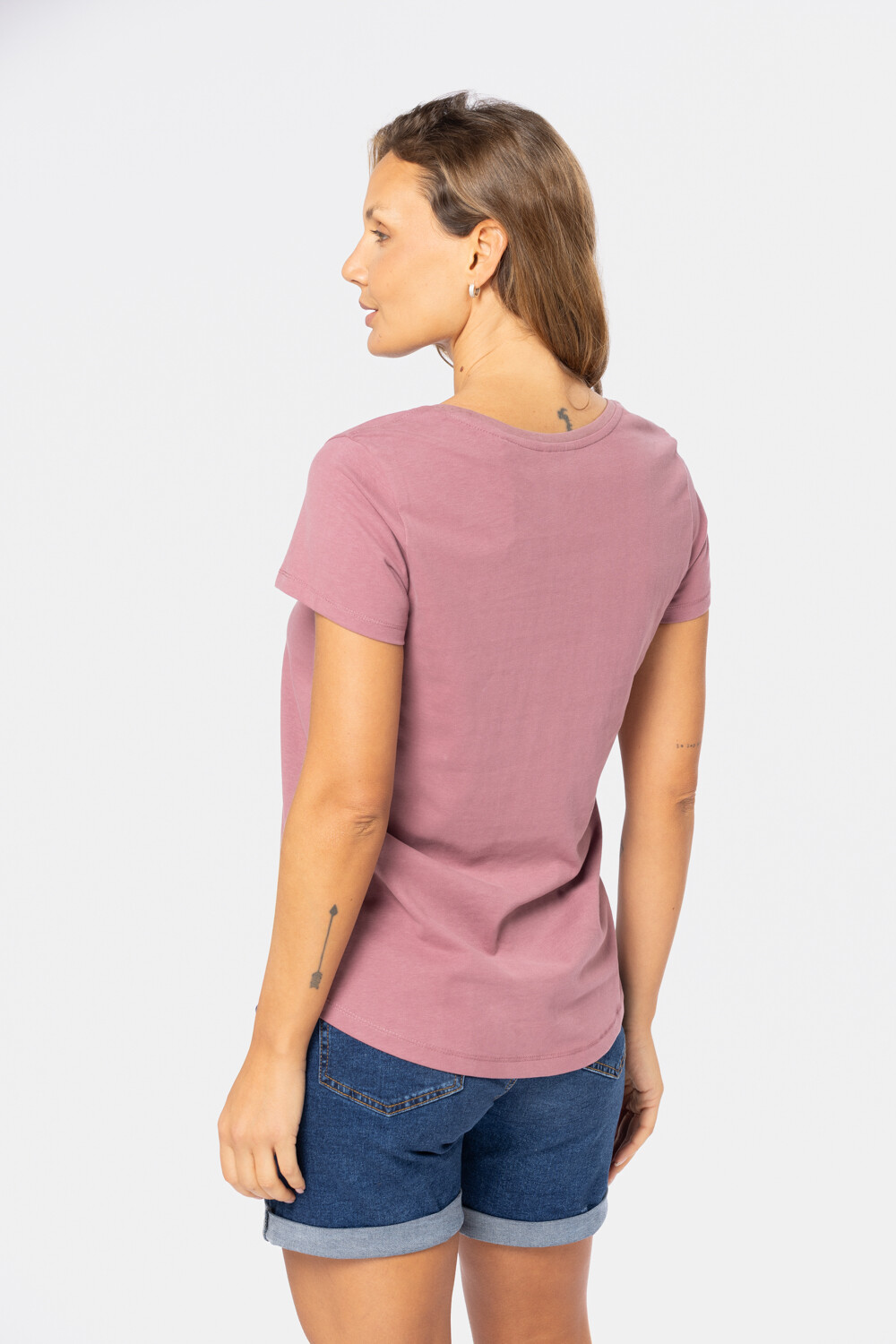 REMERA BÁSICA DE ALGODÓN Rosaoscuro