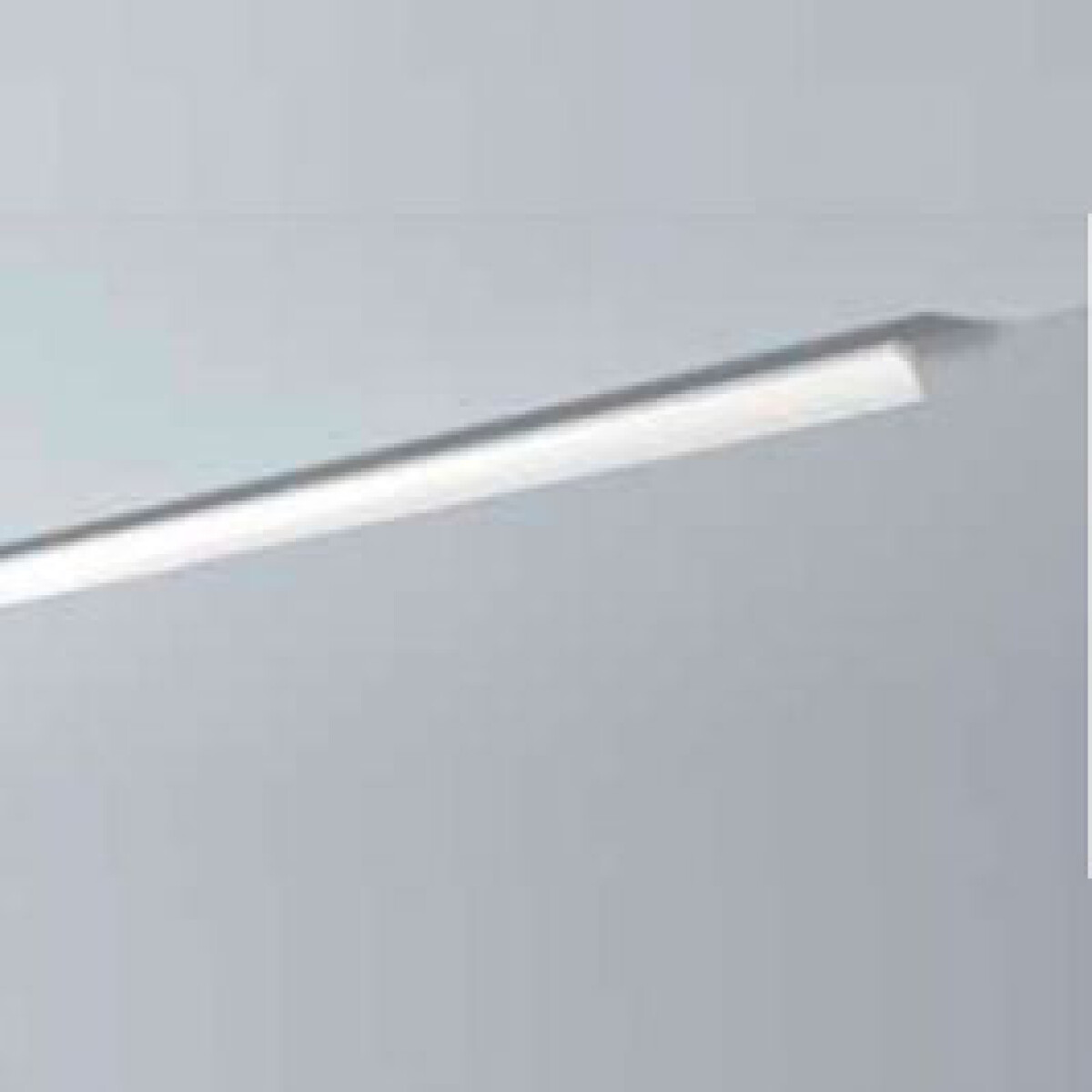 MOLDURA POLIESTIRENO NOMASTYL- B2 - 2 mts - - N/A 