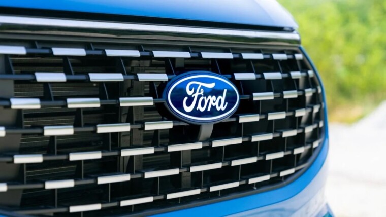 Ford desarrolla un airbag trasero: ¿la próxima frontera en protección vial?