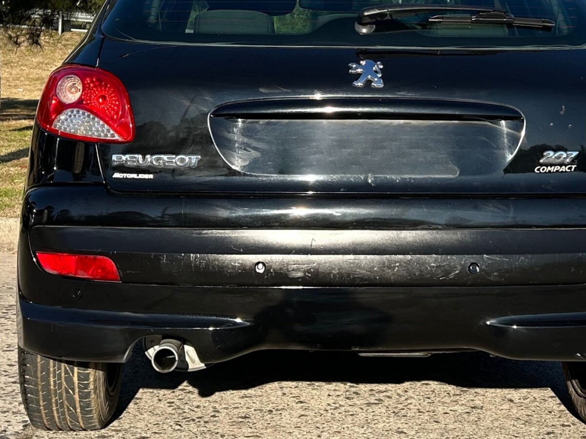Peugeot 207 Compact One Line 1.4 | Permuta / Financia Peugeot 207 Compact One Line 1.4 | Permuta / Financia