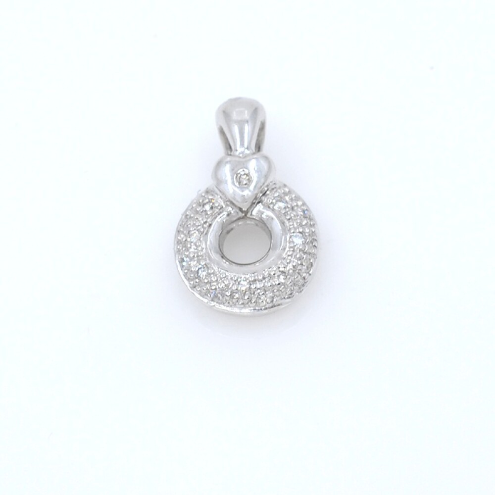 Colgante en oro 18k blanco y brillantes Colgante en oro 18k blanco y brillantes