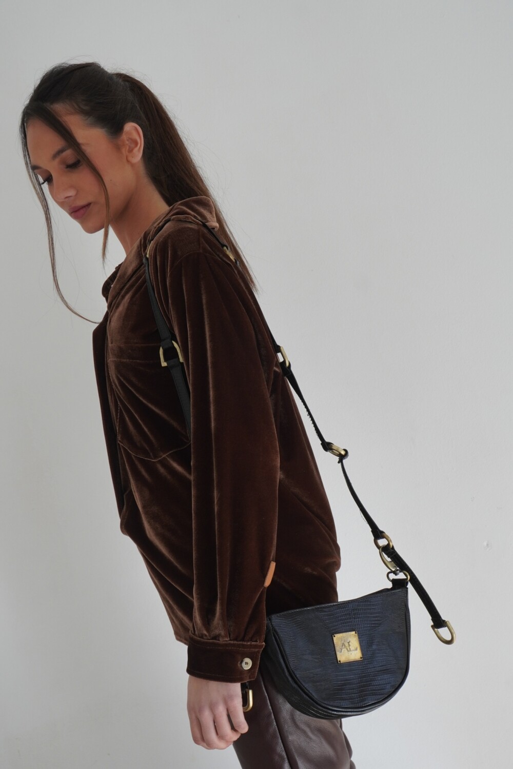 Brassy Bag Crocco Negro