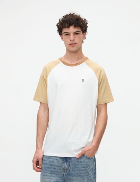 Remera Gero Arena