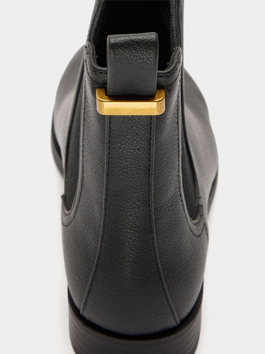 Botines Chelsea negro