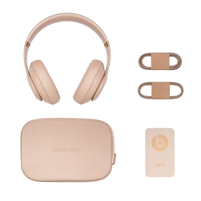Auricular Beats Studio Pro x Kim Moon Auricular Beats Studio Pro x Kim Moon