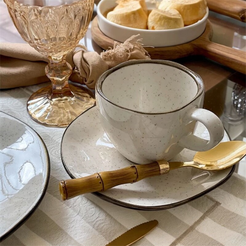 Juego de Té en Porcelana Oxford - 6 Piezas Juego de Té en Porcelana Oxford - 6 Piezas