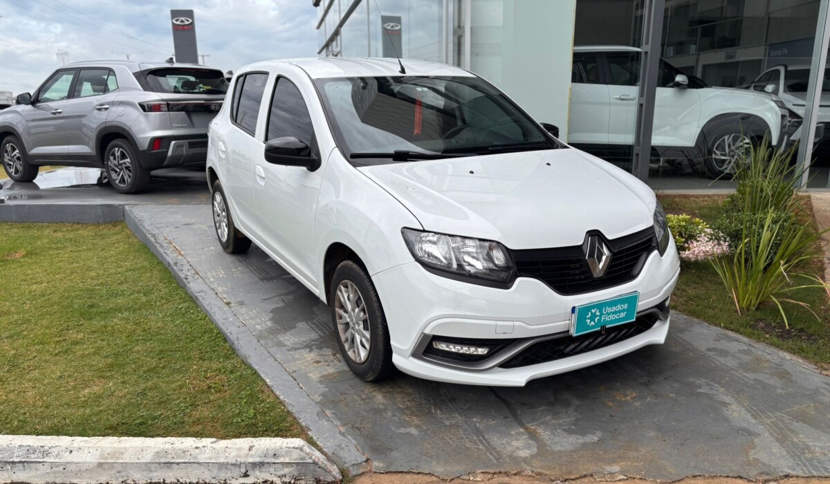 Renault Sandero Life 1.0 - 2022 Renault Sandero Life 1.0 - 2022