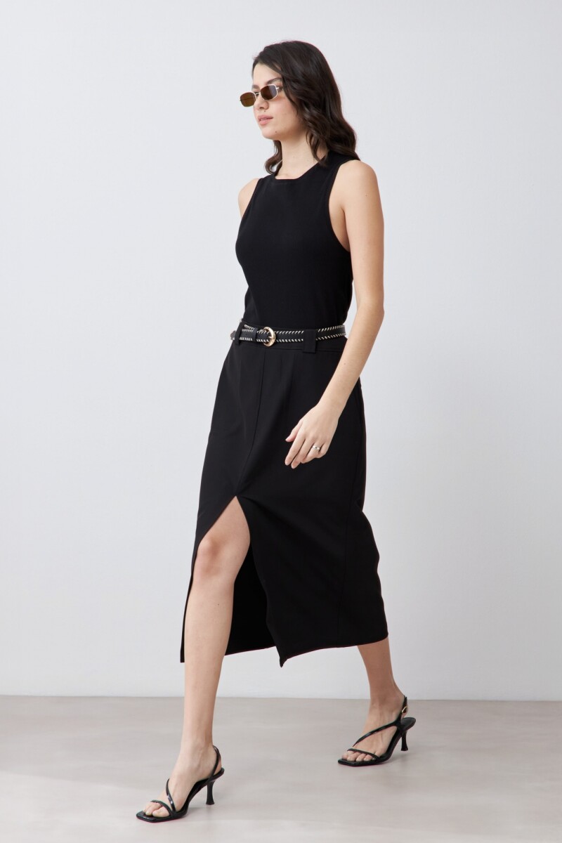 Falda sastrera con tajo - negro 