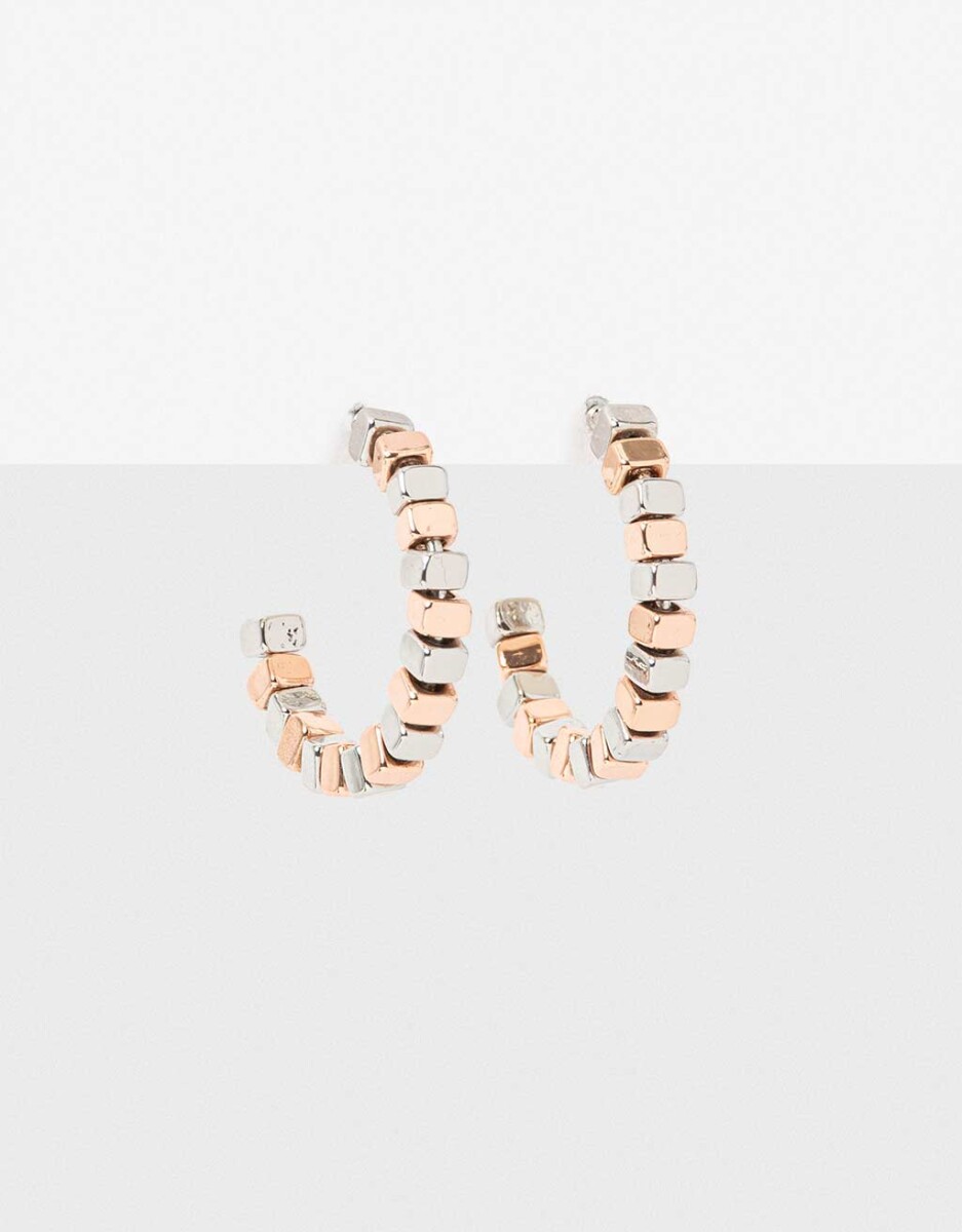 Argollas Con Dijes Cuadrados 