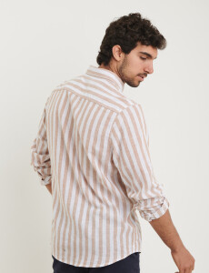 012566 CAMISA HARRINGTON LABEL Blanco/camel