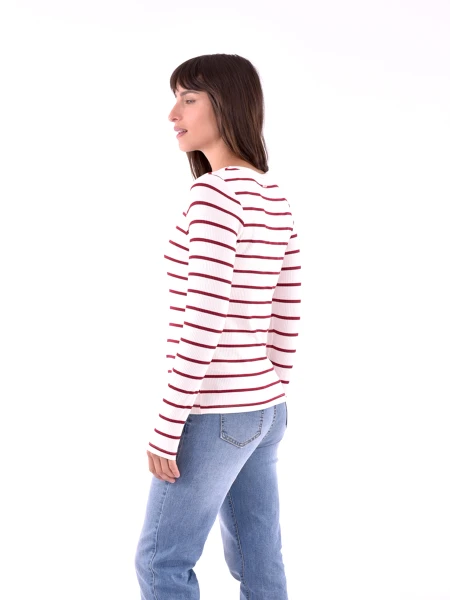 REMERA FELDA VARIANTE 2