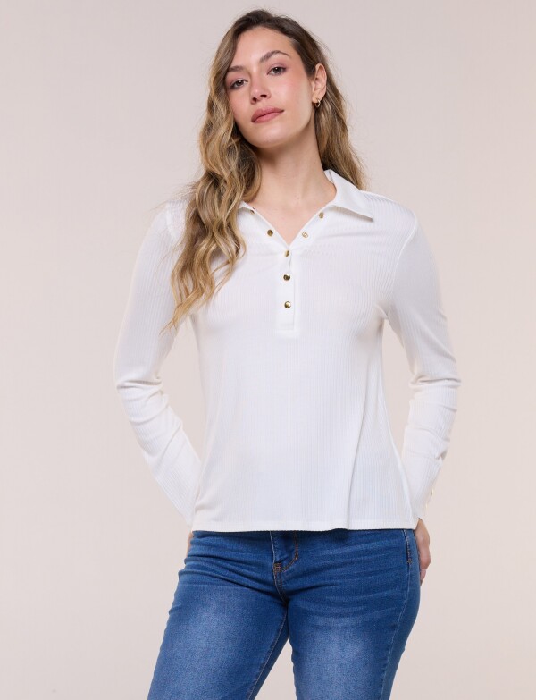 Remera Cuello Polo Con Botones CRUDO