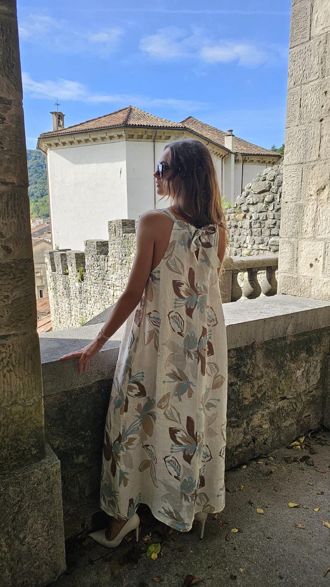 Vestido Laccio Beige