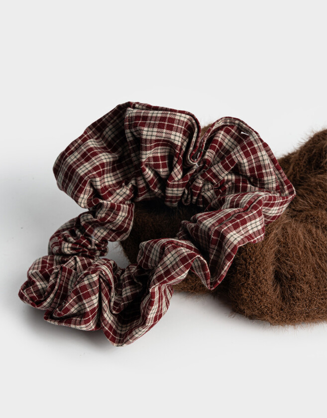 Skunzies Cuadros y Rayas Scrunchie - Marron Chocolate
