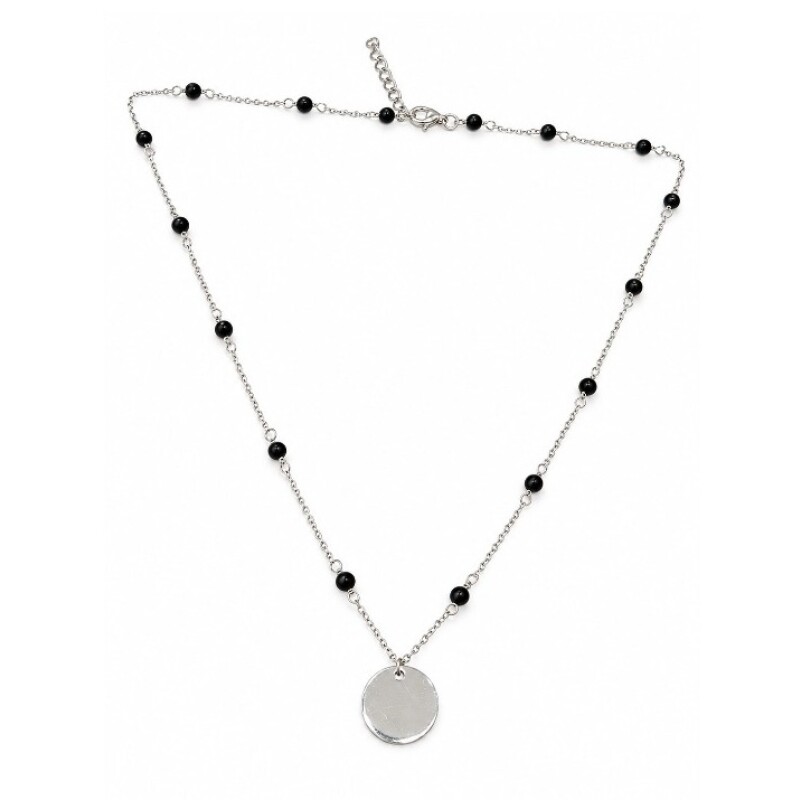 Cadena con bolitas negras y medalla Cadena con bolitas negras y medalla
